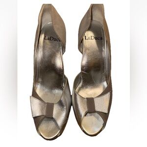 LaDuca Silver with Bow Character and Dance Custom Heel in Silver Size 7.5